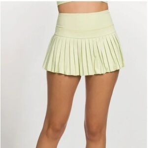 Light green gold hinge skirt